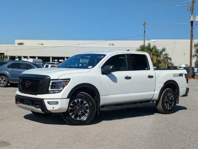 2024 Nissan Titan