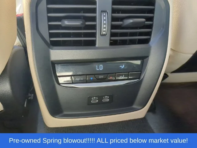 Used 2024 White BMW 330i image 38