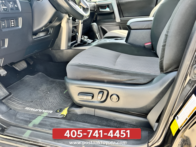 Used 2021 Black Toyota SR5 image 27