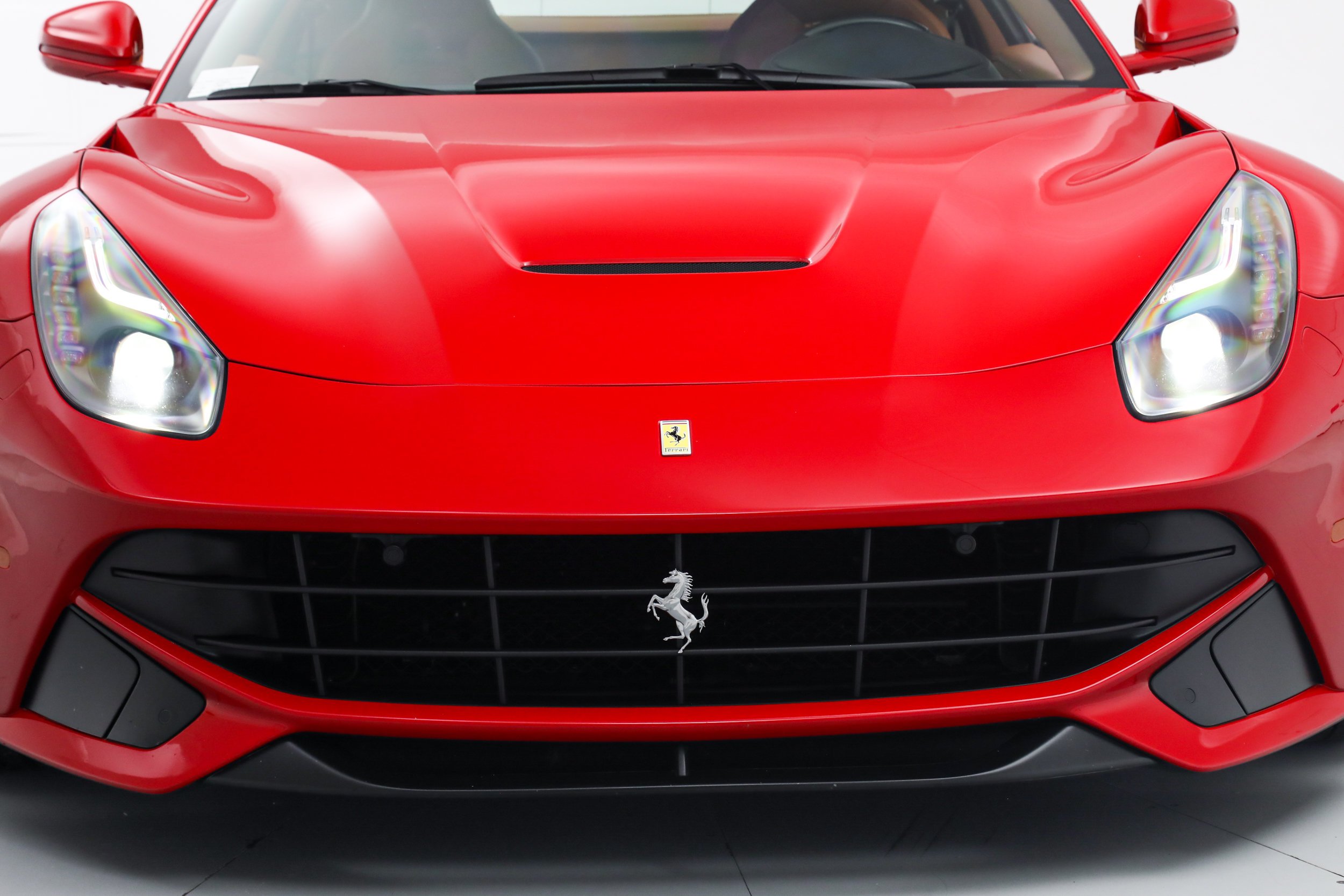 Used 2016 Red Ferrari  image 12