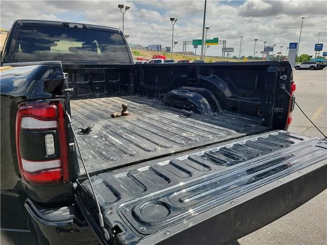 Used 2024 Black Clearcoat RAM Big Horn 4x4 Crew Cab 8 ft. box 169.5 in. WB image 7