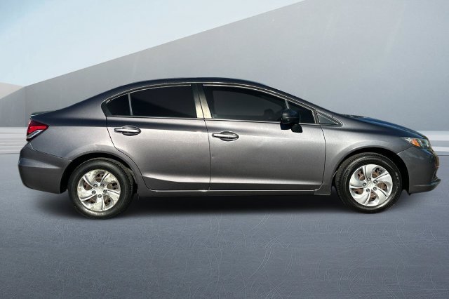 Used 2015  Honda LX image 3