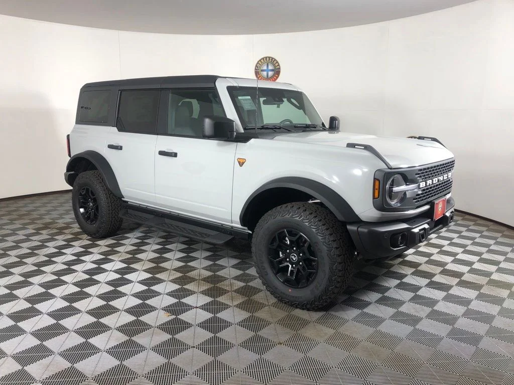 New 2026 Avalanche Gray Ford Badlands® image 15