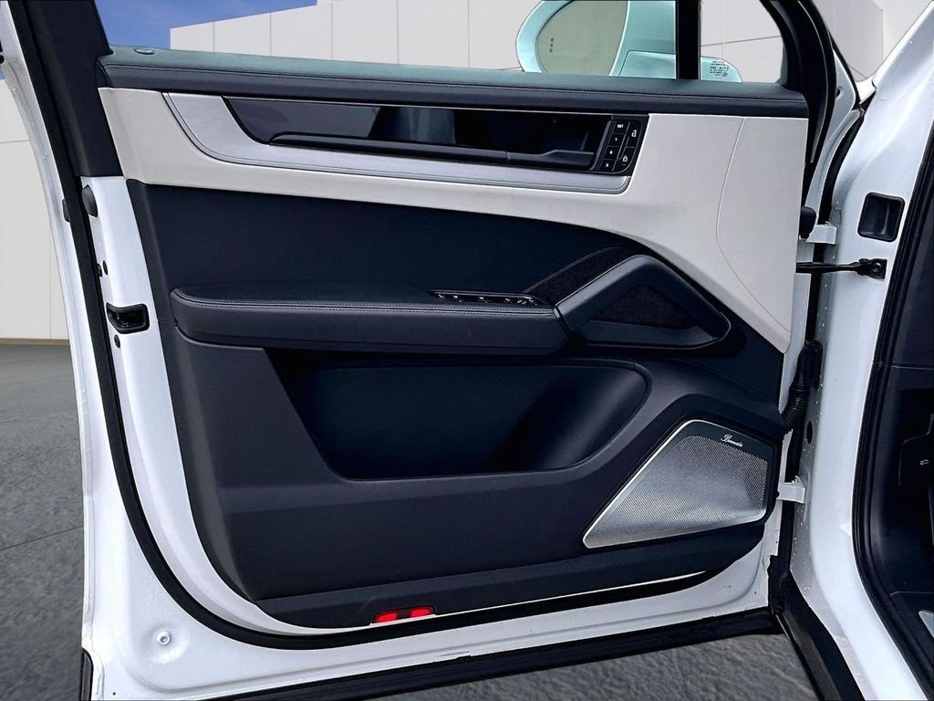 Used 2024 White Porsche S image 19