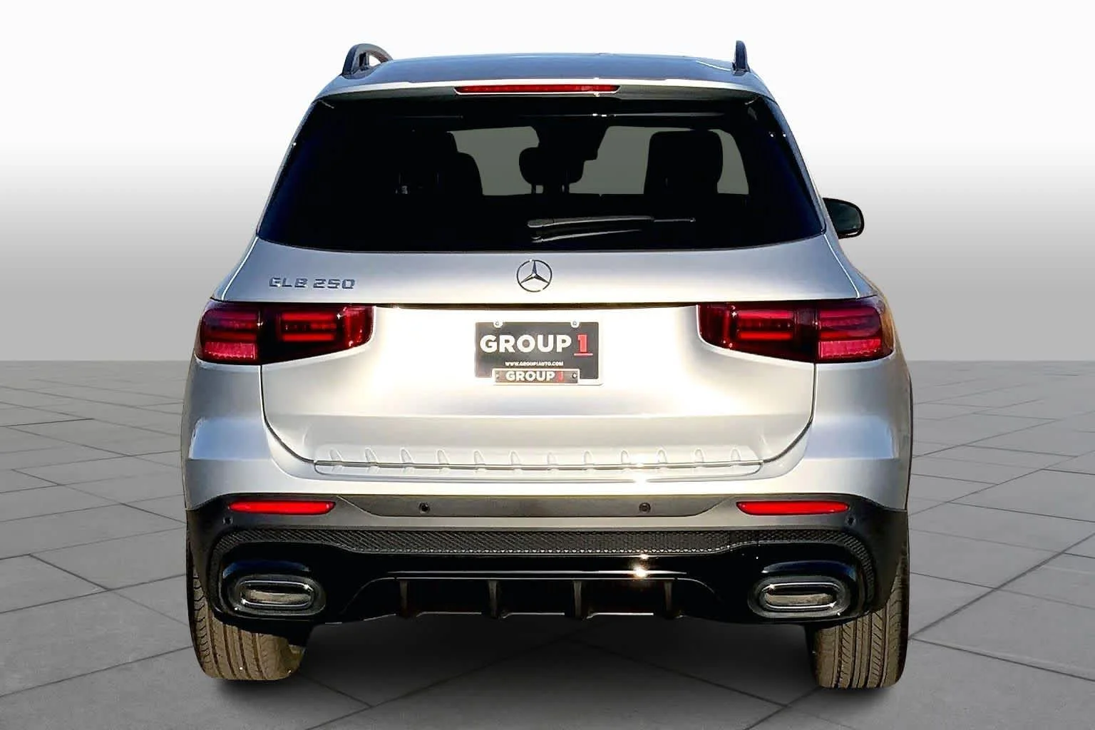 New 2026 Cirrus Silver Metallic Mercedes-Benz GLB 250 image 4
