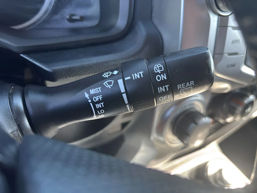 Used 2016 Midnight Black Metallic Toyota SR5 image 35
