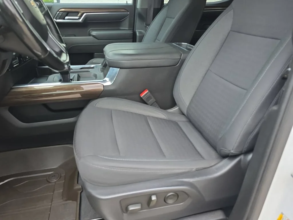 2023 Chevrolet Silverado 1500 LT - Photo 20