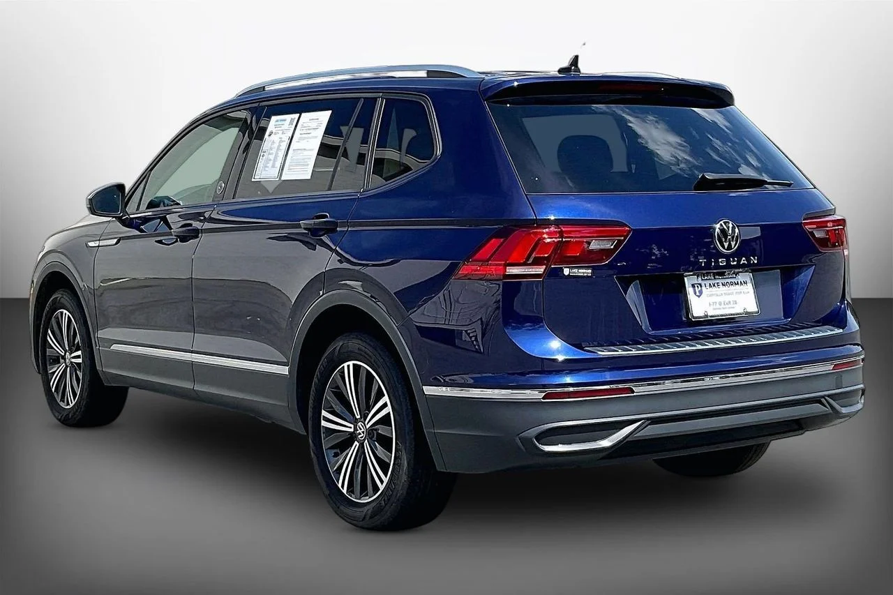 Used 2024  Volkswagen 2.0T Wolfsburg Edition image 6
