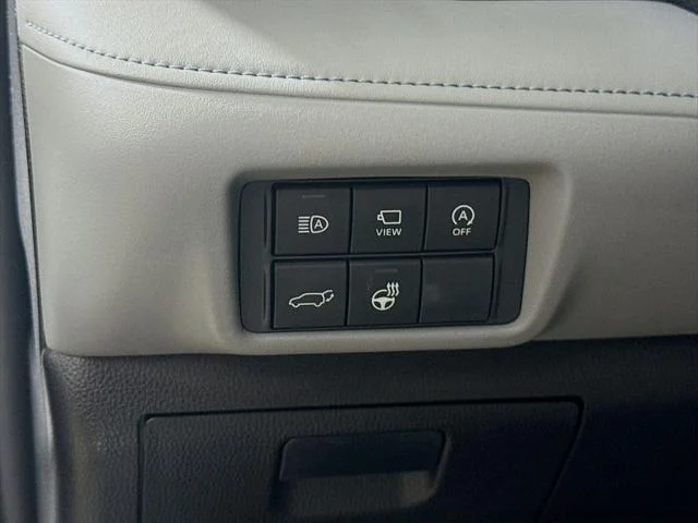 Certified Used 2025 CELESTIAL SILVER Toyota  image 10