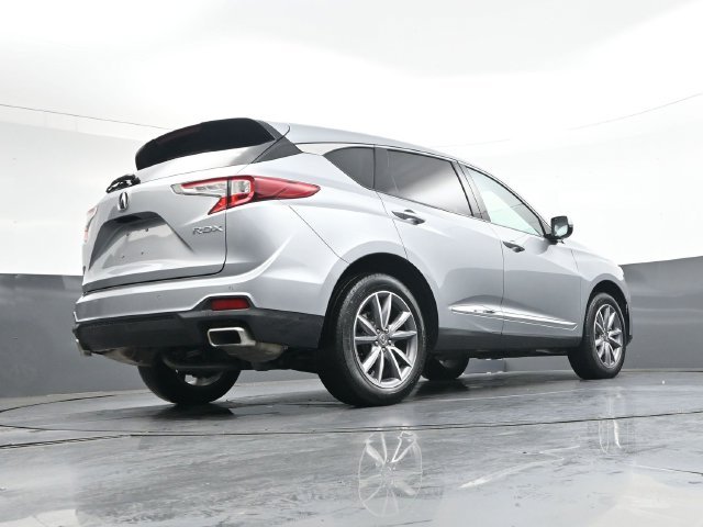 Used 2023  Acura Technology Package image 33