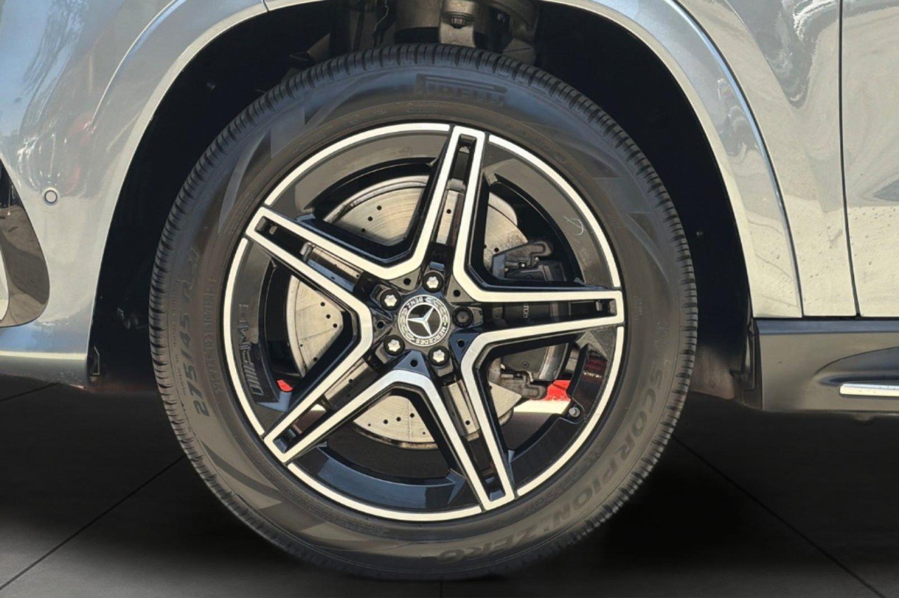 Used 2026 SELENITE GREY METALL Mercedes-Benz GLS 450 image 27
