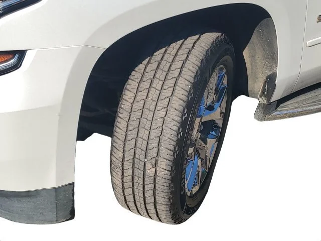 Used 2018 IRIDESCENT PEARL TRICOAT Chevrolet Premier image 43