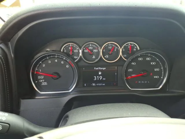 Used 2020 SILVER ICE METALLIC Chevrolet LT image 18