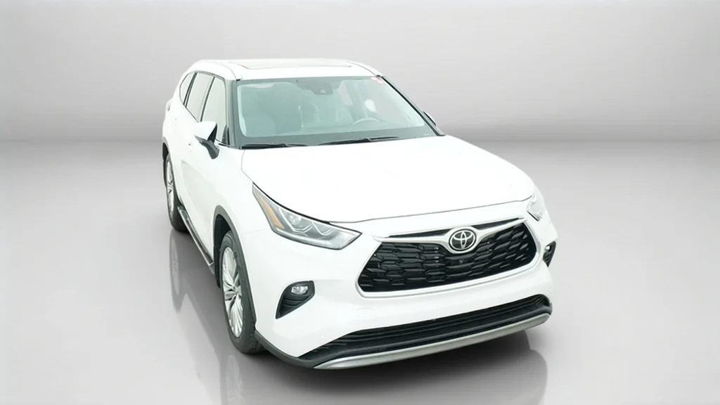 New 2026 Wind Chill Pearl Toyota Platinum image 4