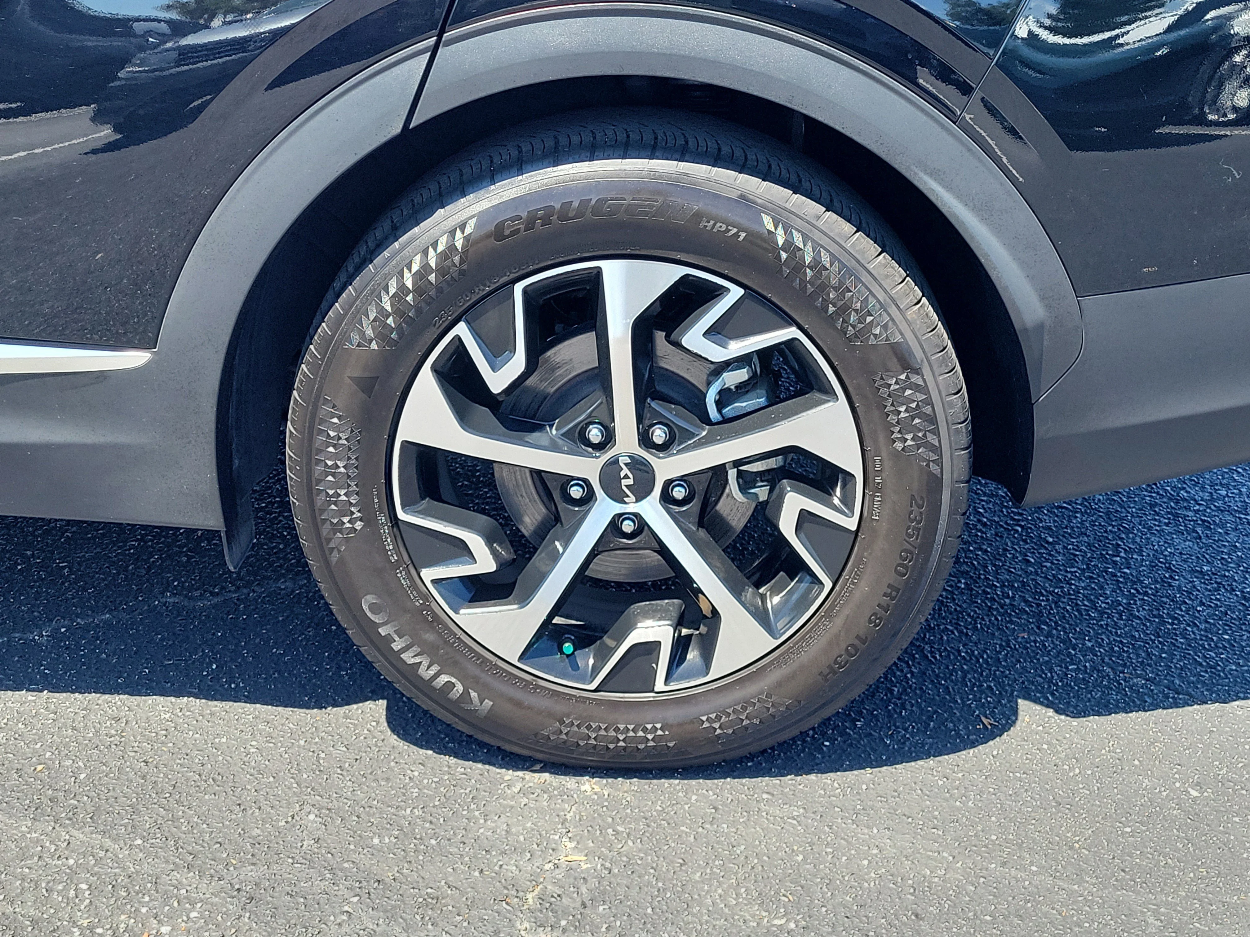 Used 2025 Ebony Black Kia EX image 30
