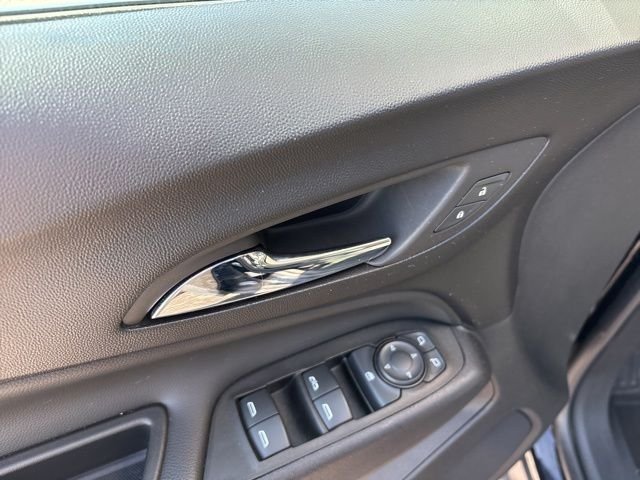 Used 2022 Black Chevrolet LT image 23