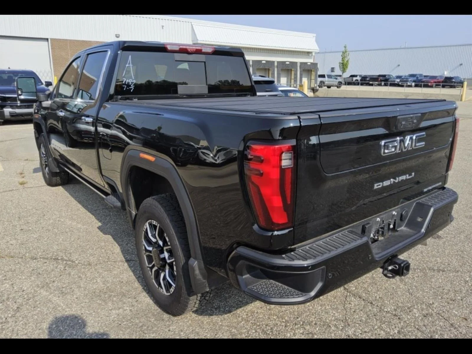 Used 2026 Onyx Black GMC Denali Ultimate image 5