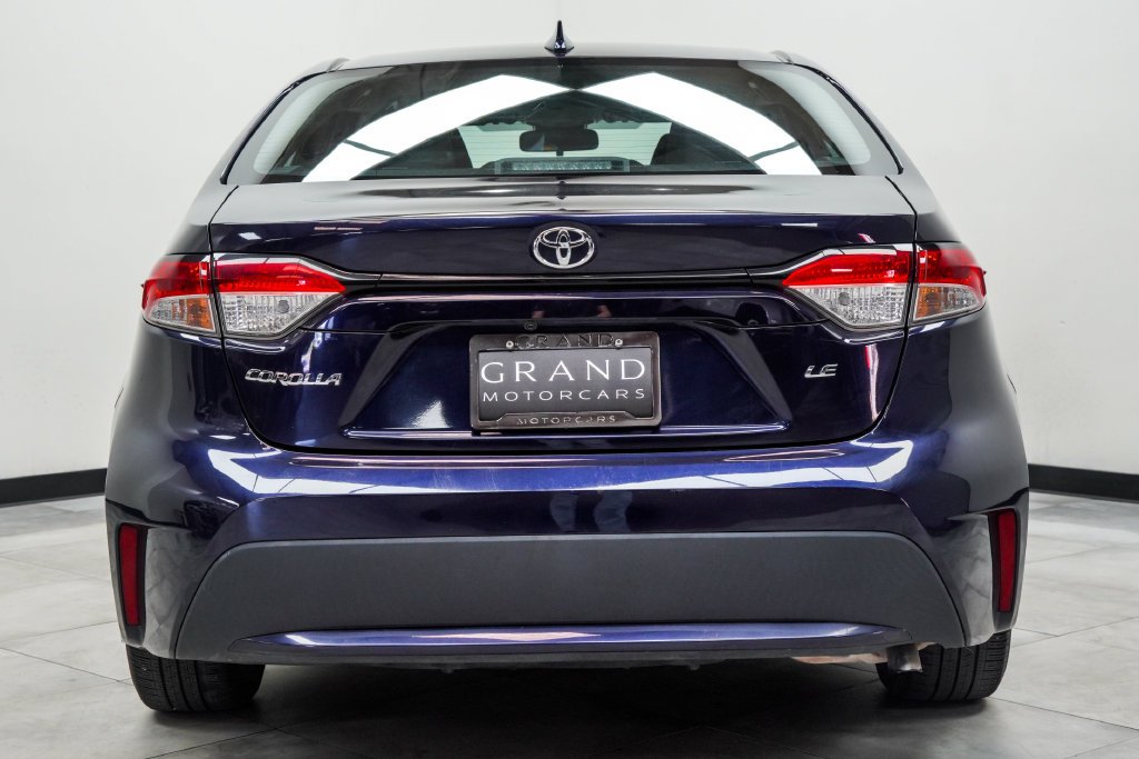 Used 2022 Black Toyota LE image 9