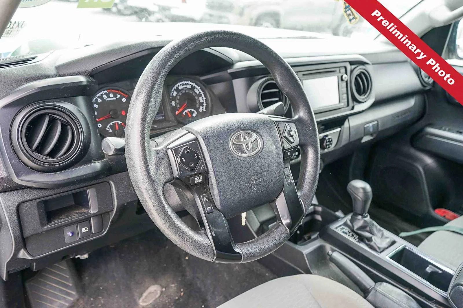 Used 2018 Super White Toyota SR image 14