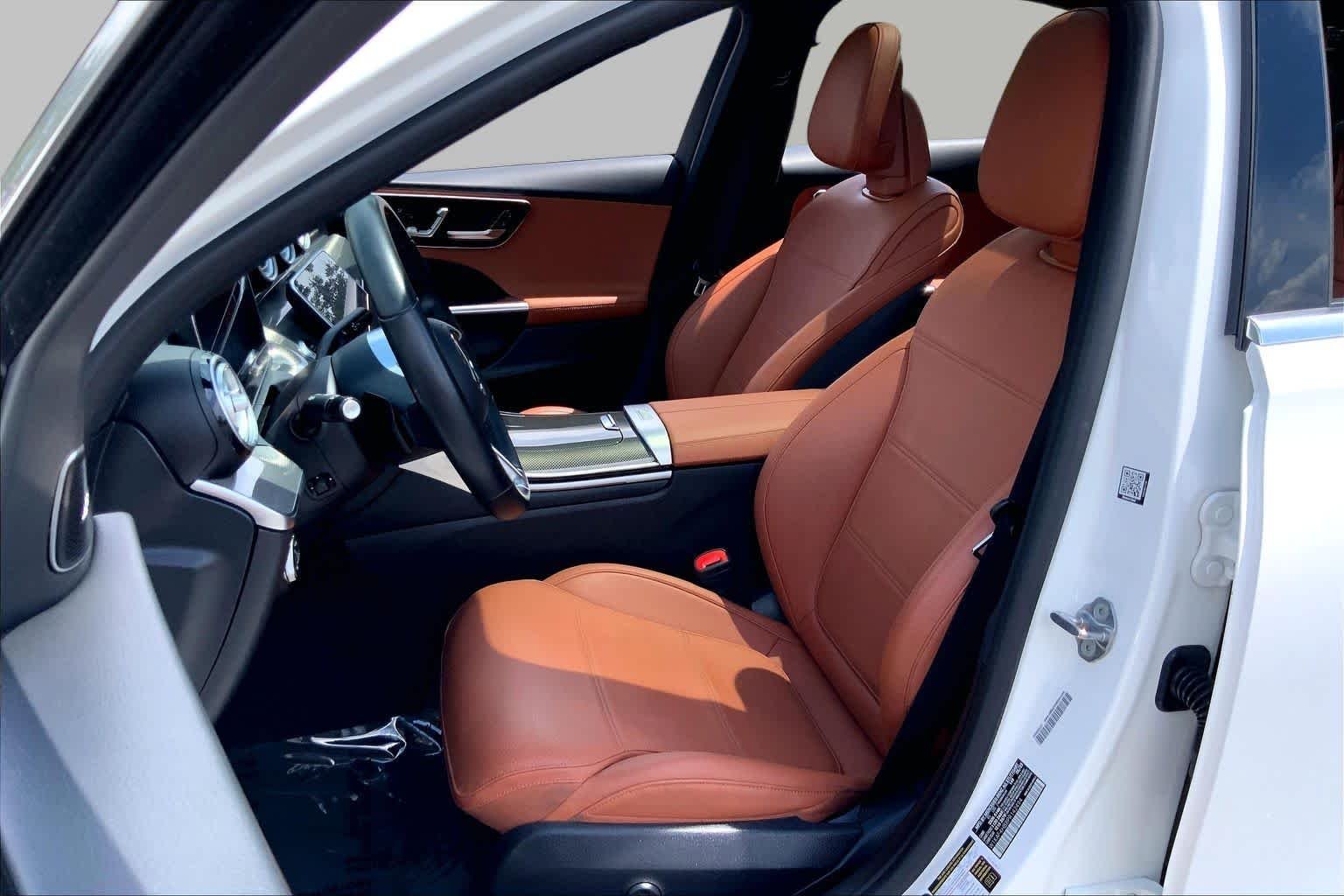 Pre-Owned 2023 Mercedes-Benz C 300