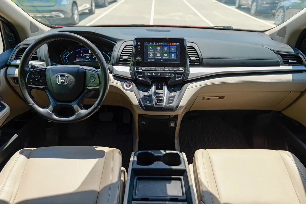 Used 2023 Red Honda EX-L image 41