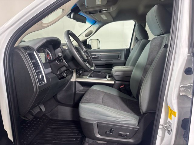 Used 2015 White Ram SLT image 11
