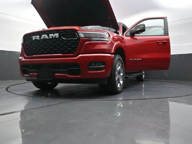 New 2026 Molten Red Pearl-Coat Exterior Paint RAM Big Horn/Lone Star image 30