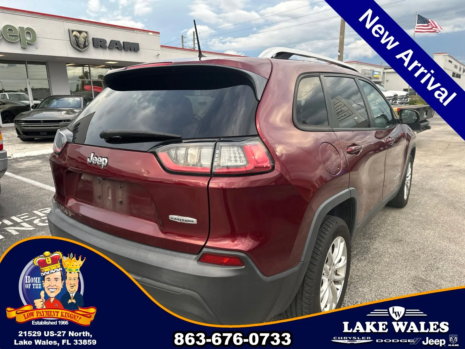 Used 2021 Red Jeep Latitude image 3