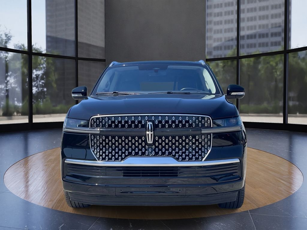 Certified Used 2025 Black Metallic Lincoln Reserve image 8