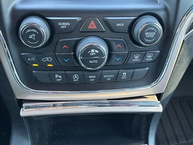 Used 2017 Blue Jeep Limited image 31