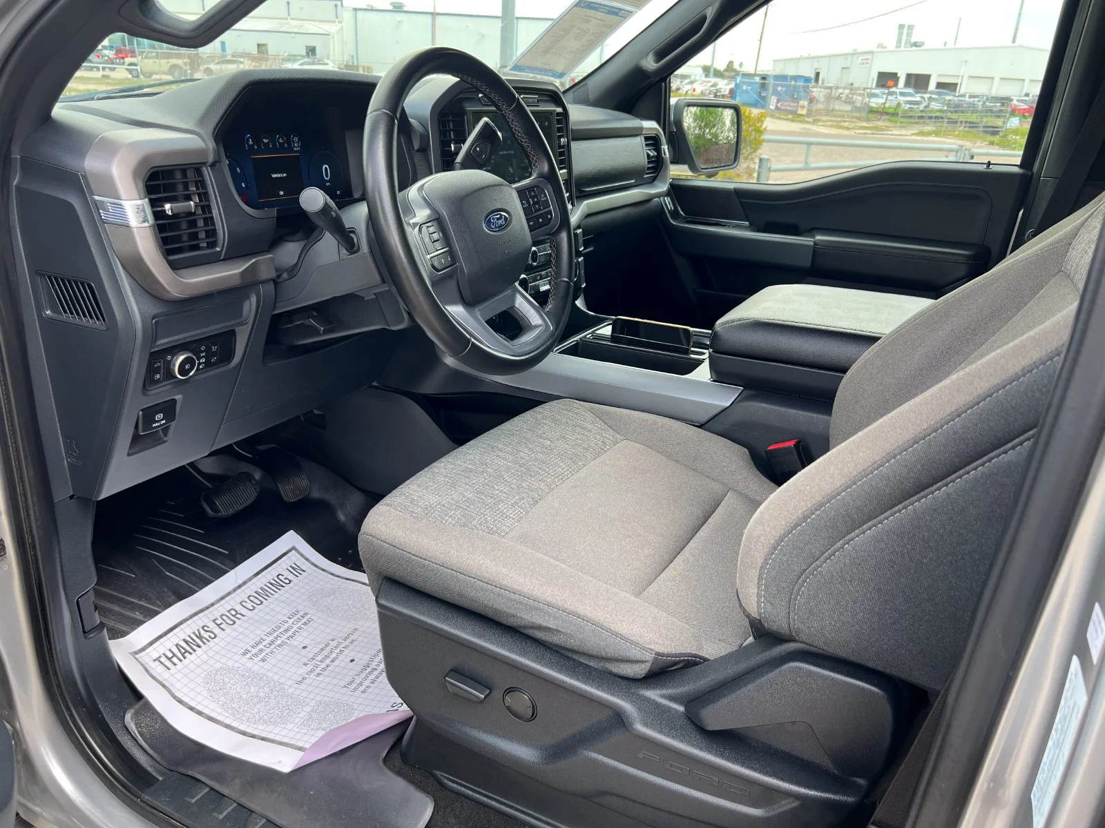 Used 2024 Silver Ford XLT image 17
