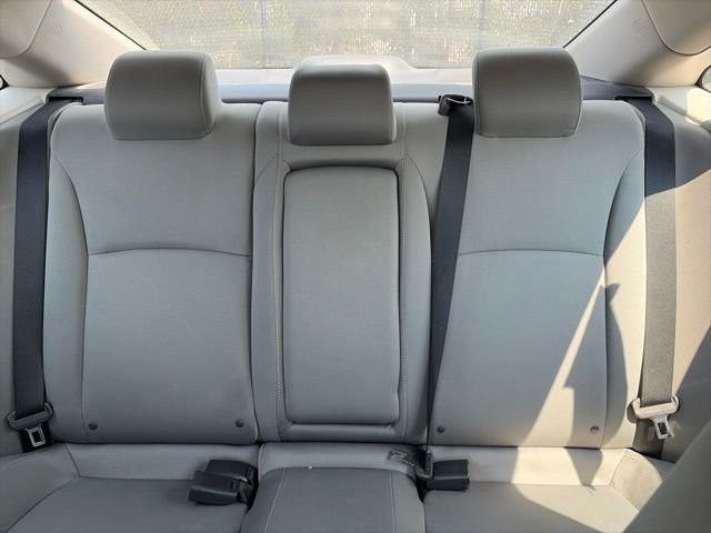 Used 2017 Modern Steel Metallic Honda EX-T image 12