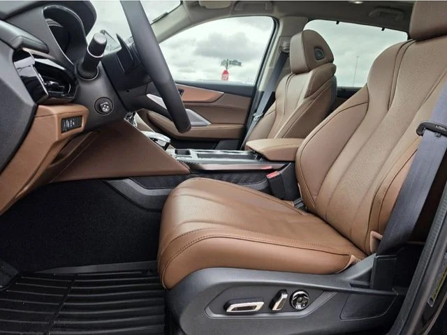 New 2026 Majestic Black Pearl Acura w/Technology Package image 10