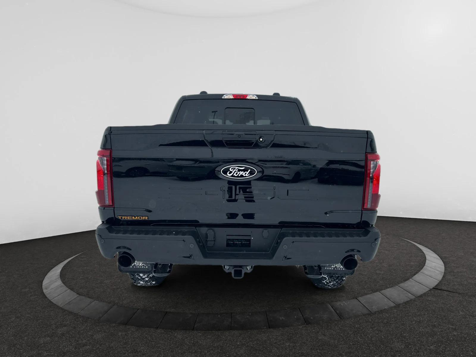 New 2026 Agate Black Metallic Ford Tremor image 4