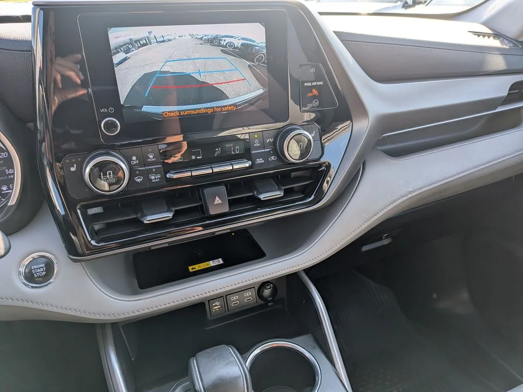 Used 2023 Midnight Black Metallic Toyota XLE image 18