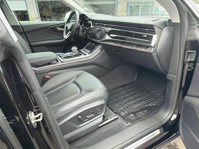 Used 2023 Black Metallic Audi Premium Plus image 9