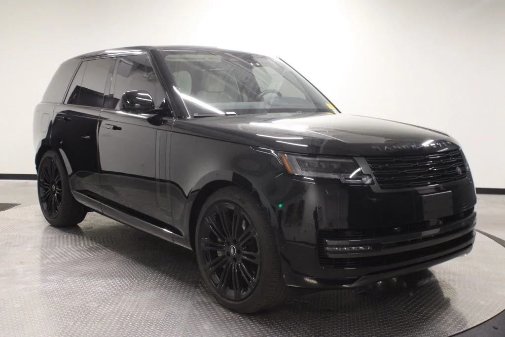 Certified Used 2025 Black Land Rover SE image 12