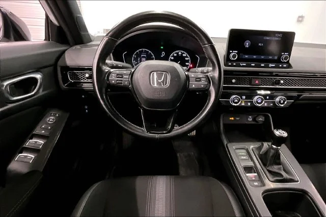 Used 2024 Platinum White Pearl Honda Sport image 6