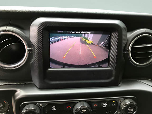 Used 2020 Gray Jeep Unlimited Sahara image 20