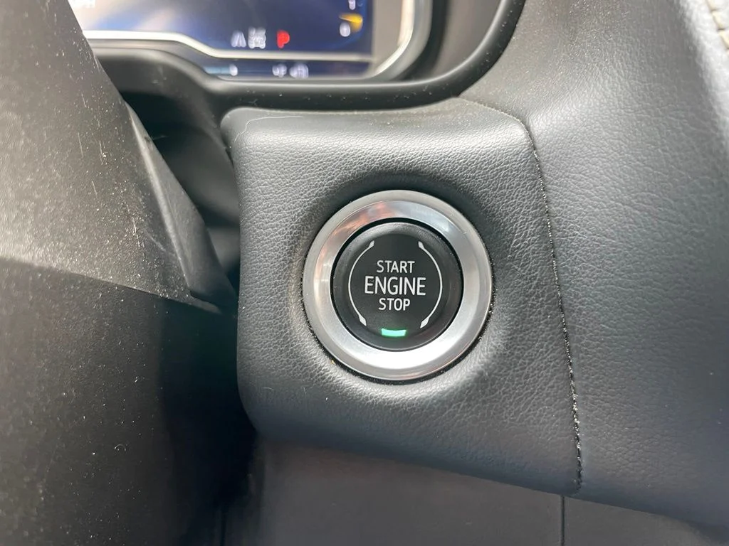 Used 2022 Satin Steel Metallic Chevrolet Premier image 38