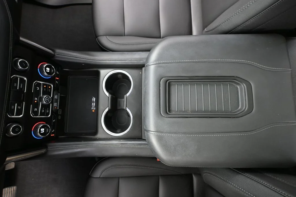 Used 2024 Black Chevrolet Z71 image 28