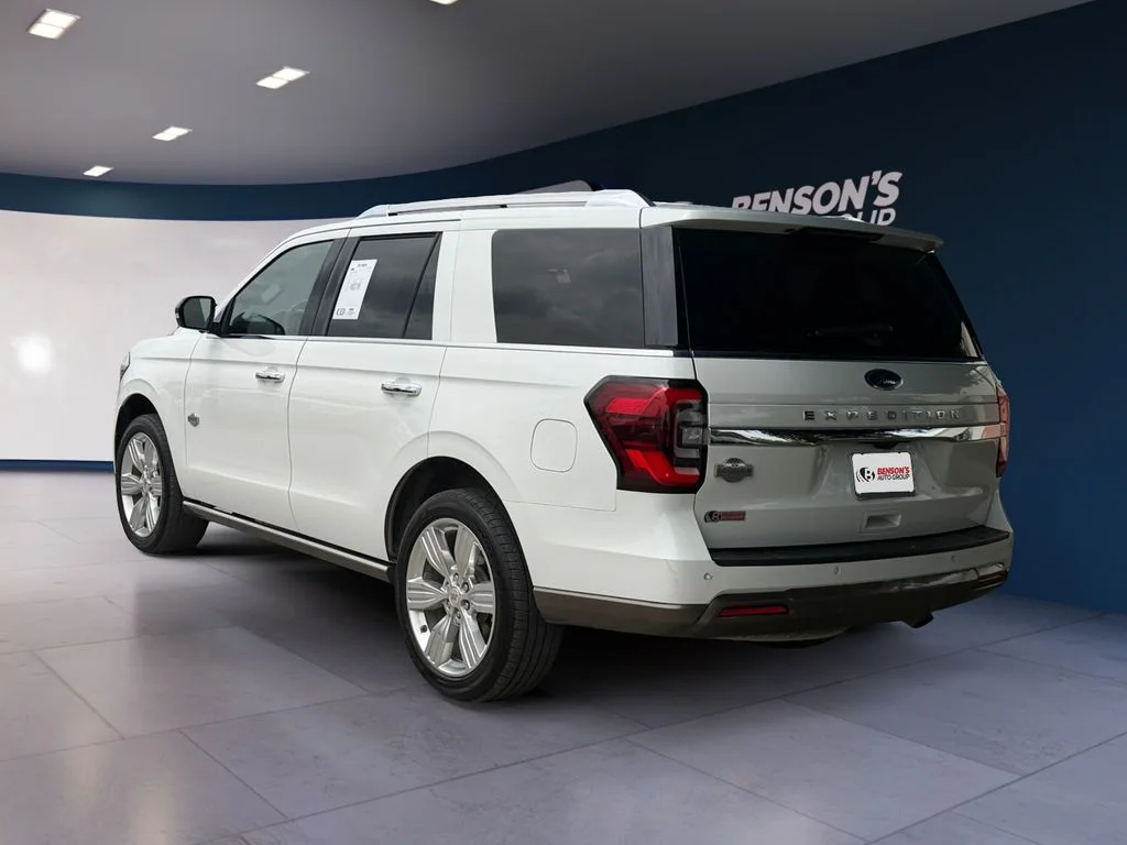 Used 2022 White Ford King Ranch image 3