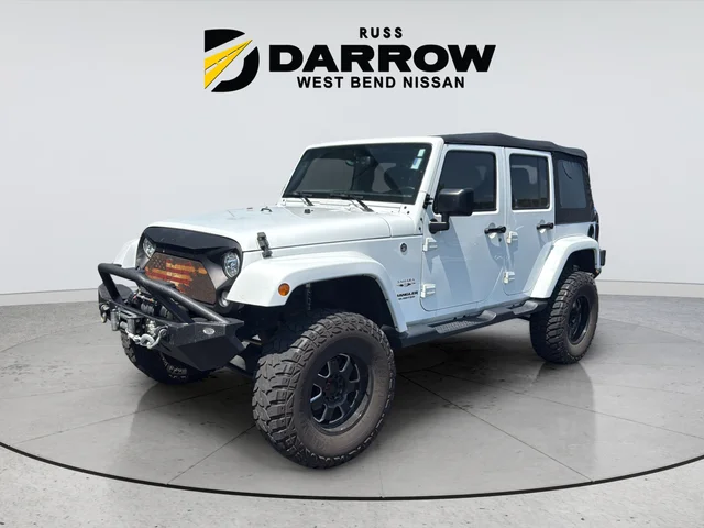 Used 2017 White Jeep Unlimited Sahara image 1