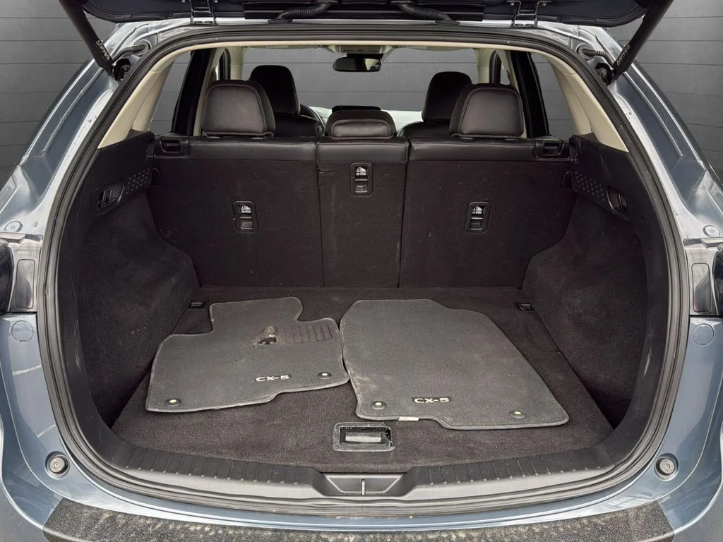 Used 2024 Gray Mazda 2.5 S Carbon Edition image 29