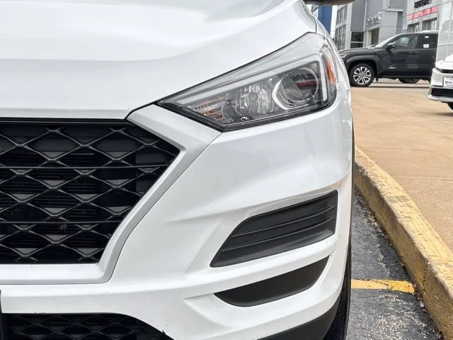2021 Hyundai Tucson SE - Photo 3