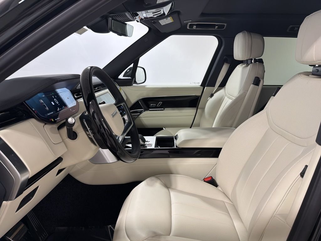 New 2026 Santorini Black Land Rover P530 SE LWB 7 SEAT image 11