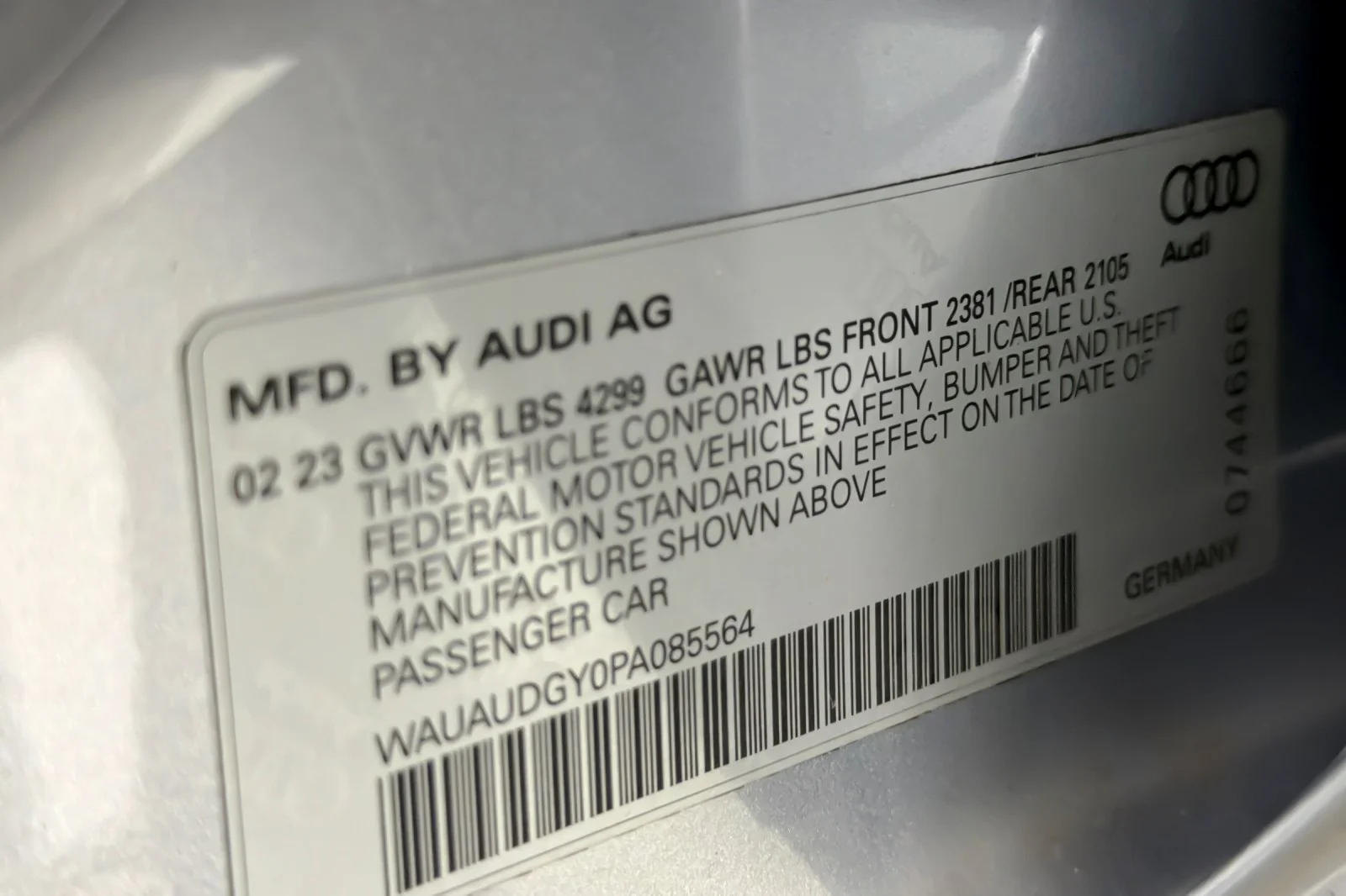 Used 2023 Florett Silver Metallic Audi Premium 40 TFSI image 26