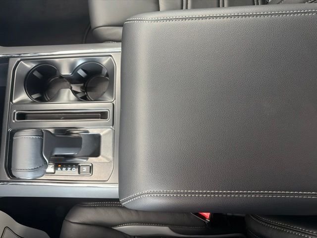 New 2026 Agate Black Metallic Ford XLT image 44