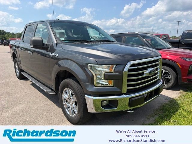 Used 2015 Gray Ford XLT image 1