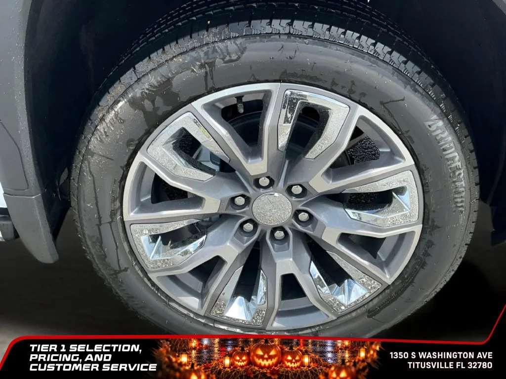 New 2026 Glacier White Tricoat GMC Denali image 37
